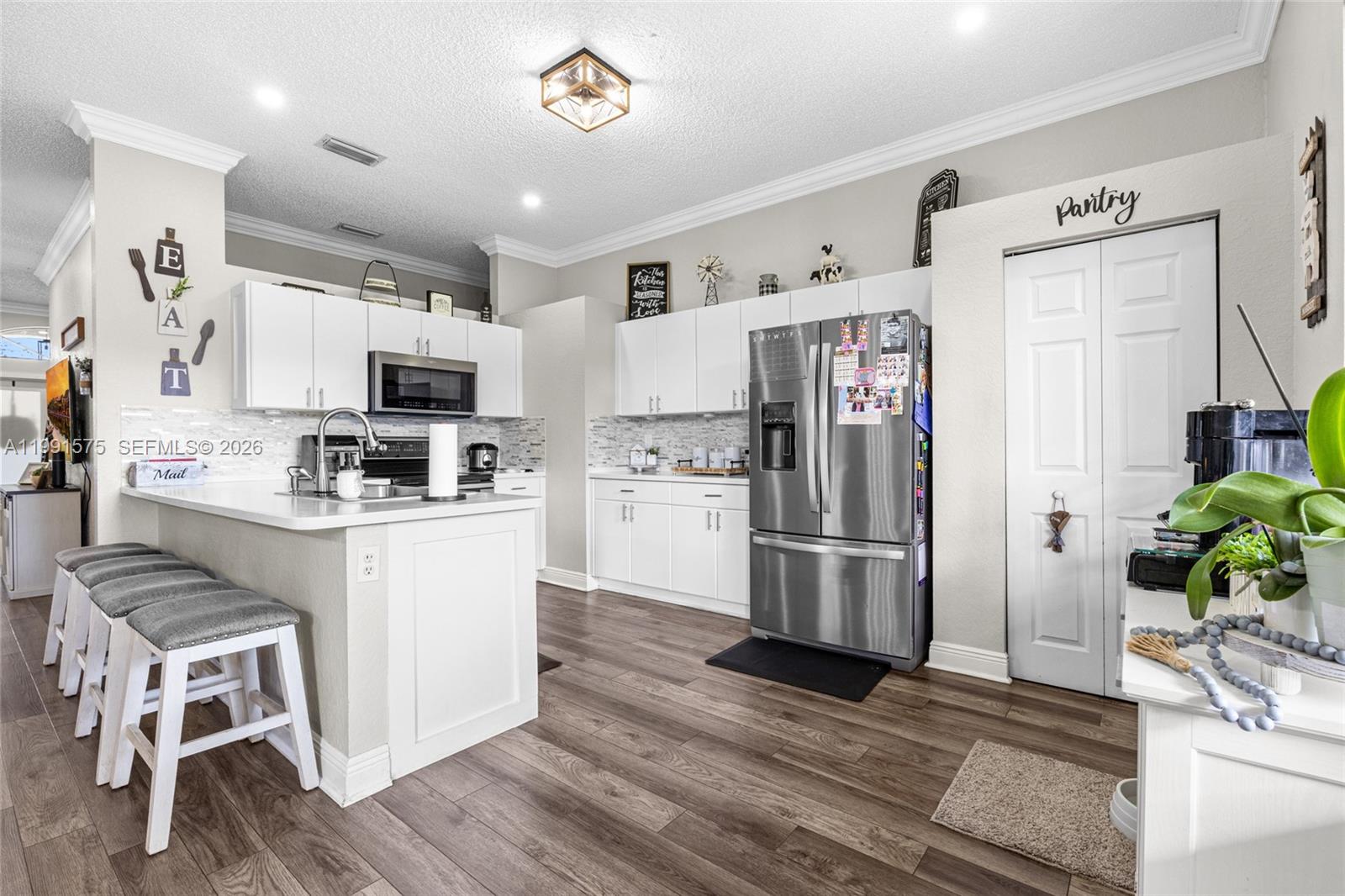 KEYS-GATE NO 3 - Residential