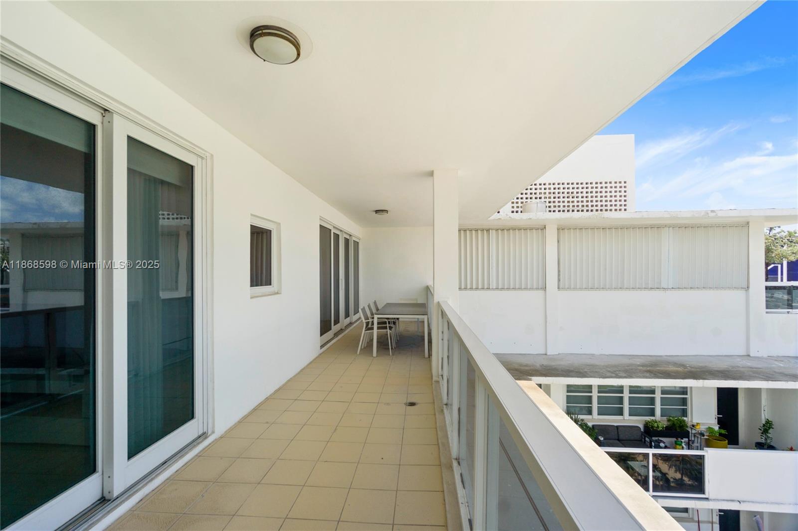 100 Lincoln Rd PH14