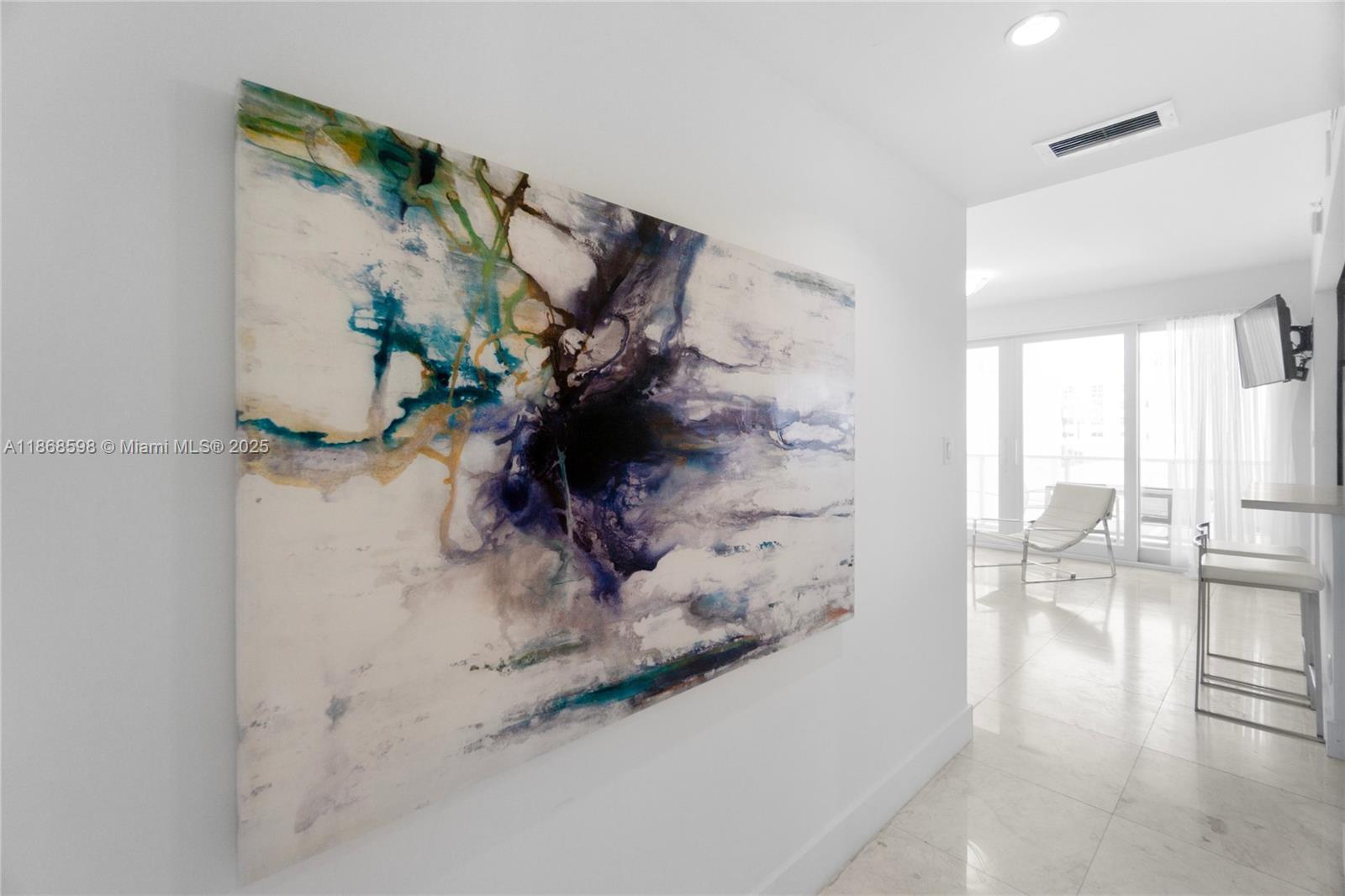 THE DECOPLAGE CONDO - Residential