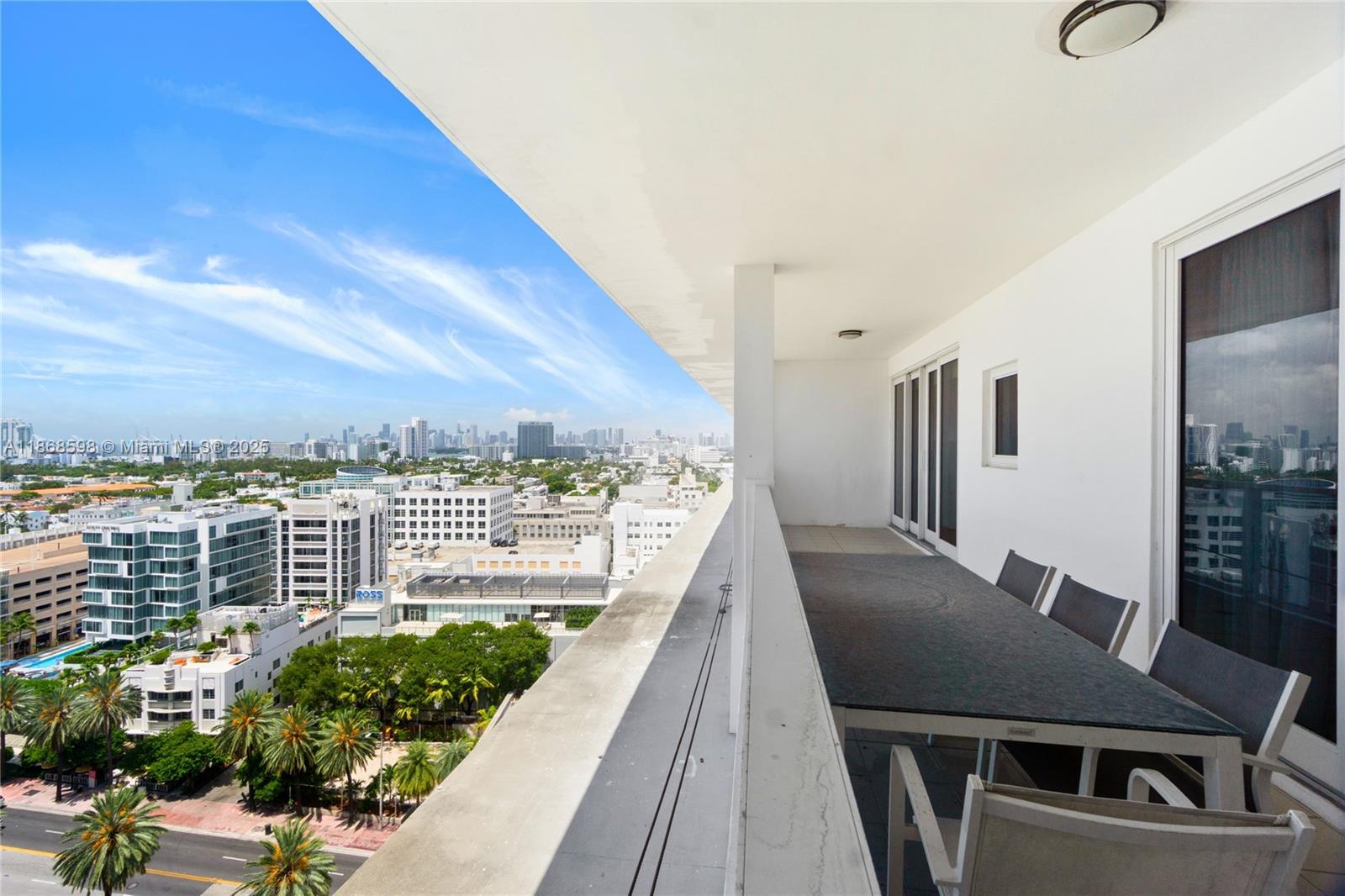 100 Lincoln Rd PH14
