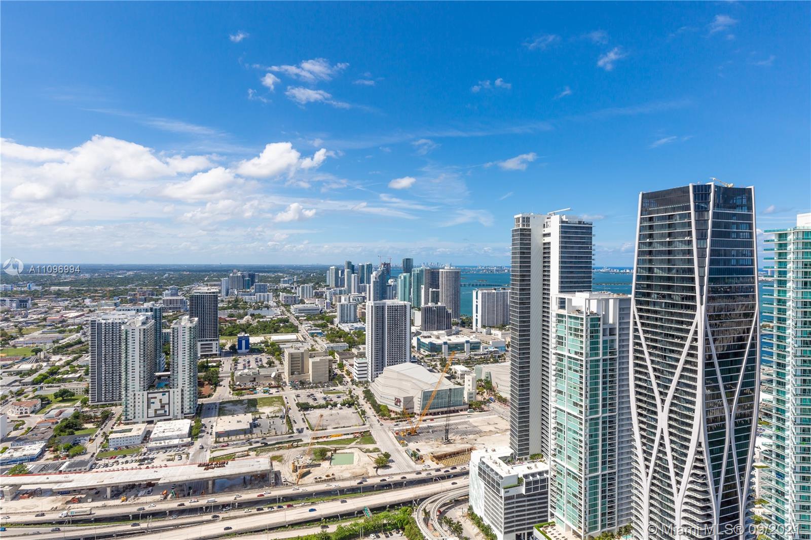 PARAMOUNT MIAMI WORLDCENT - Residential