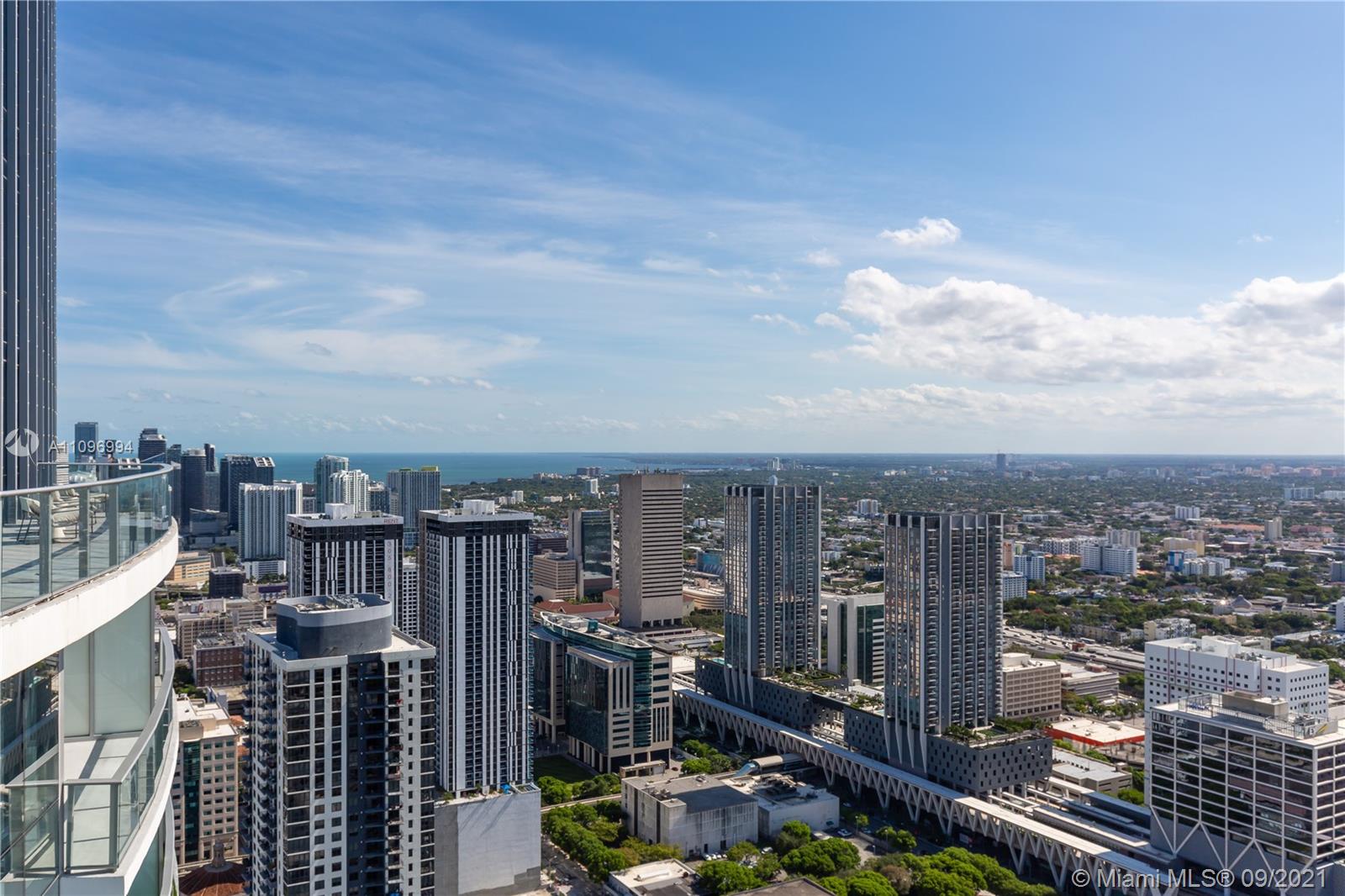 PARAMOUNT MIAMI WORLDCENT - Residential