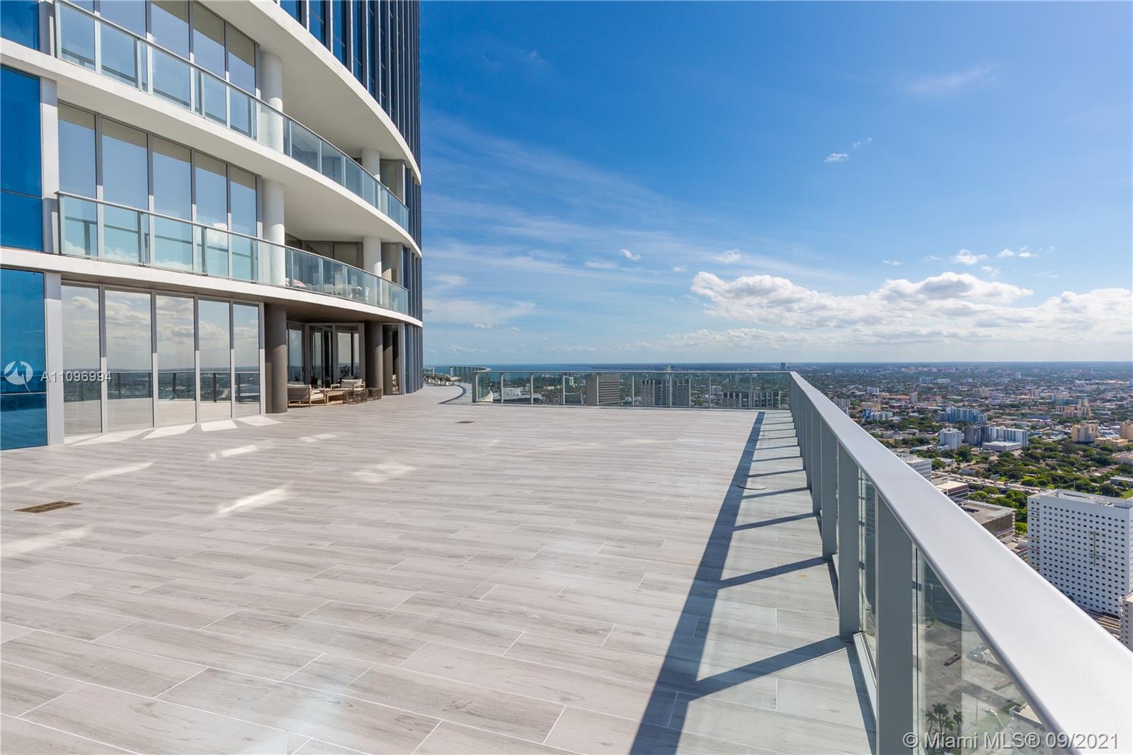 PARAMOUNT MIAMI WORLDCENT - Residential