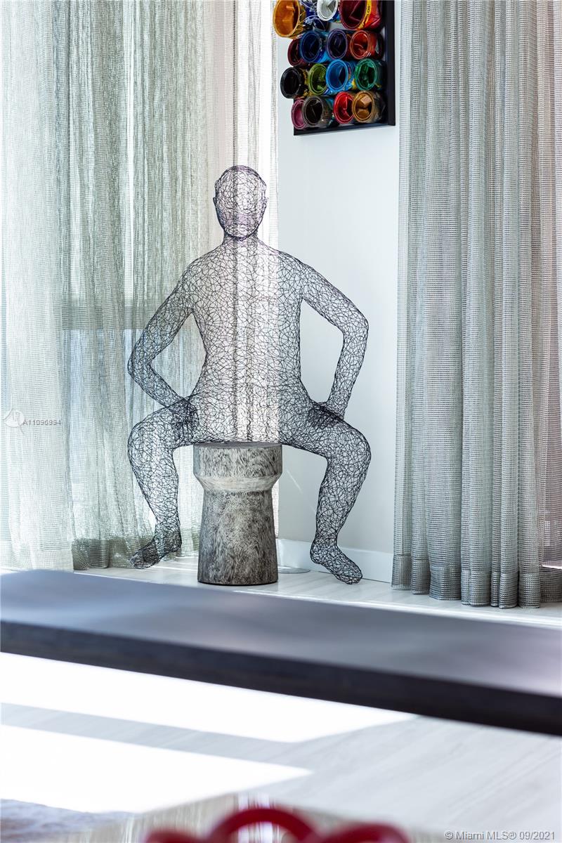 PARAMOUNT MIAMI WORLDCENT - Residential