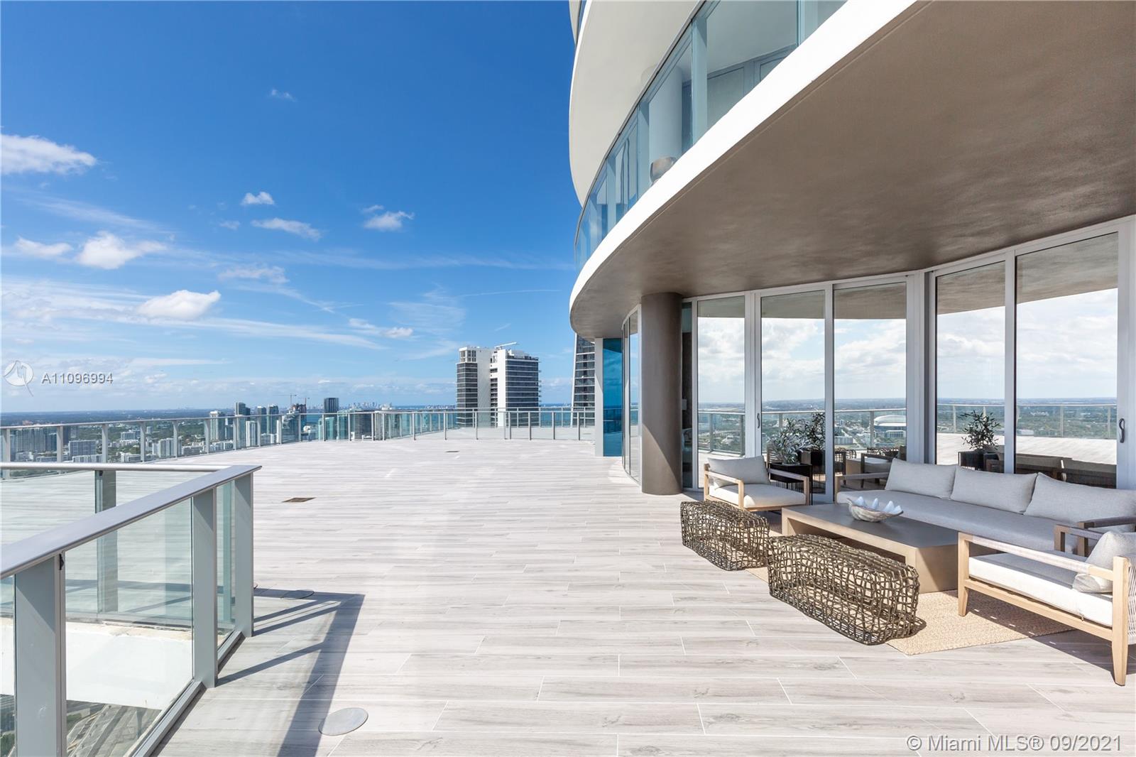 PARAMOUNT MIAMI WORLDCENT - Residential