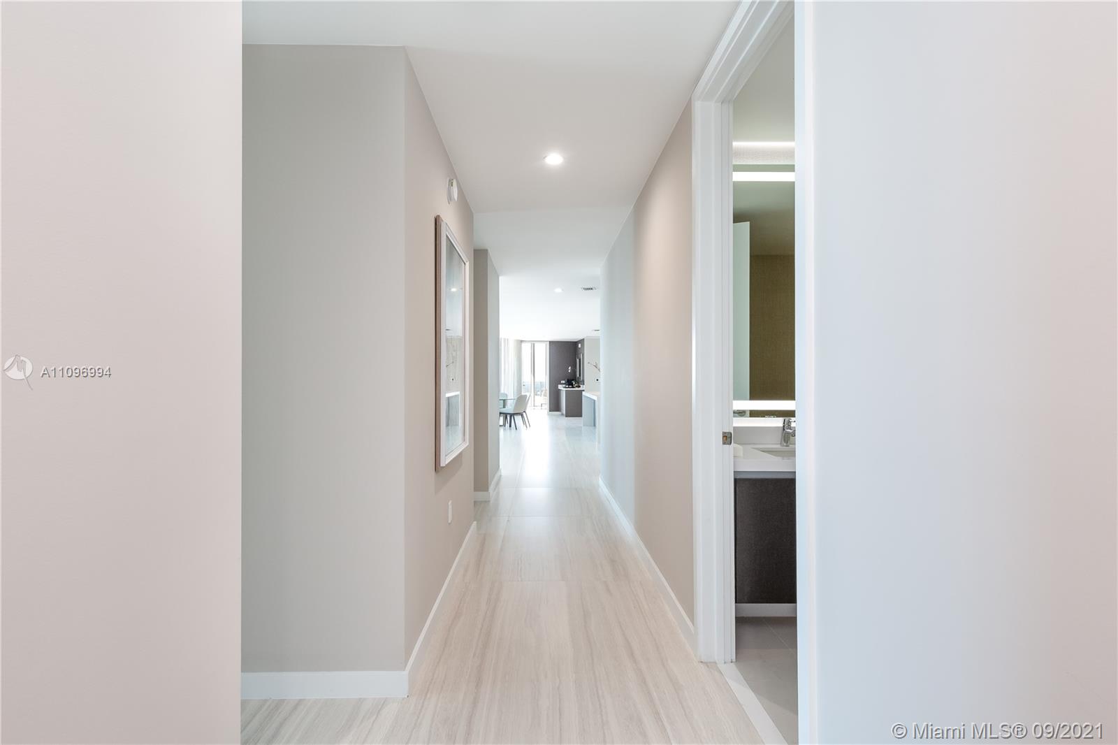 PARAMOUNT MIAMI WORLDCENT - Residential