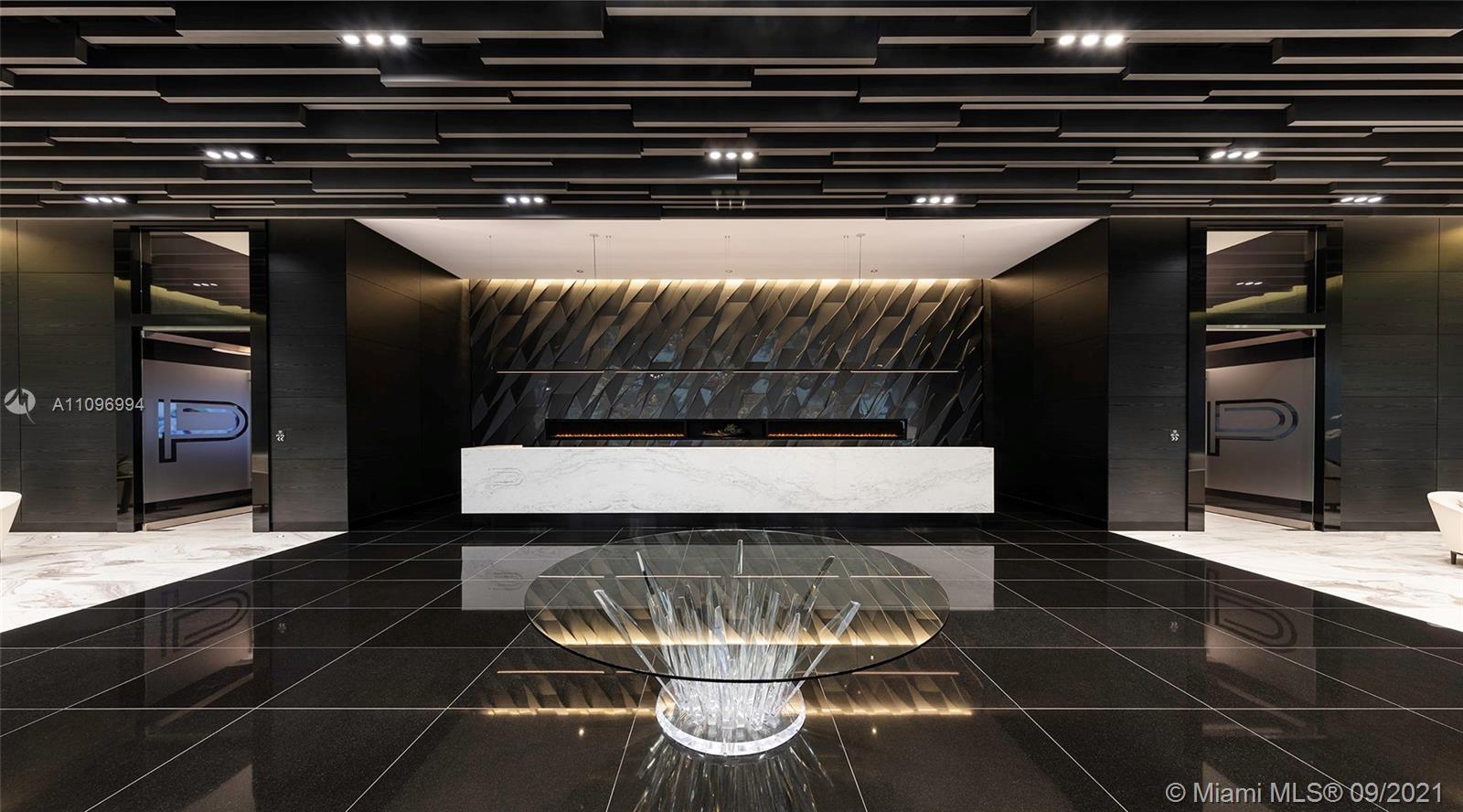 PARAMOUNT MIAMI WORLDCENT - Residential