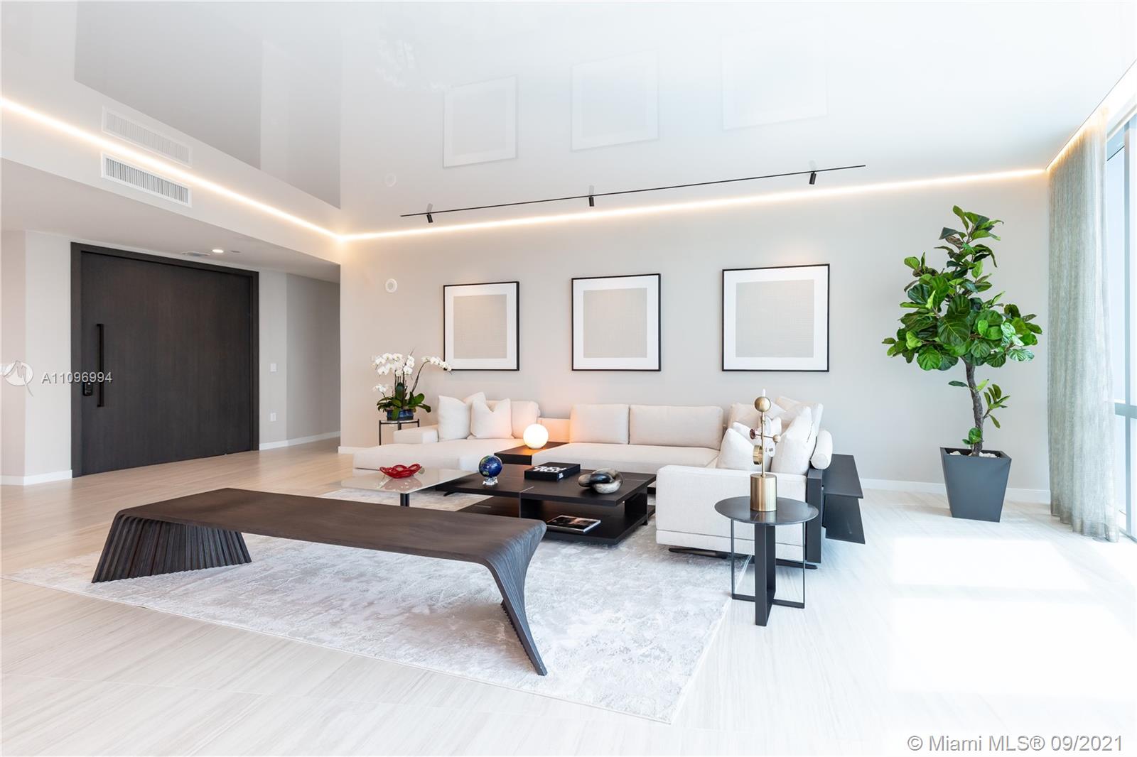 PARAMOUNT MIAMI WORLDCENT - Residential