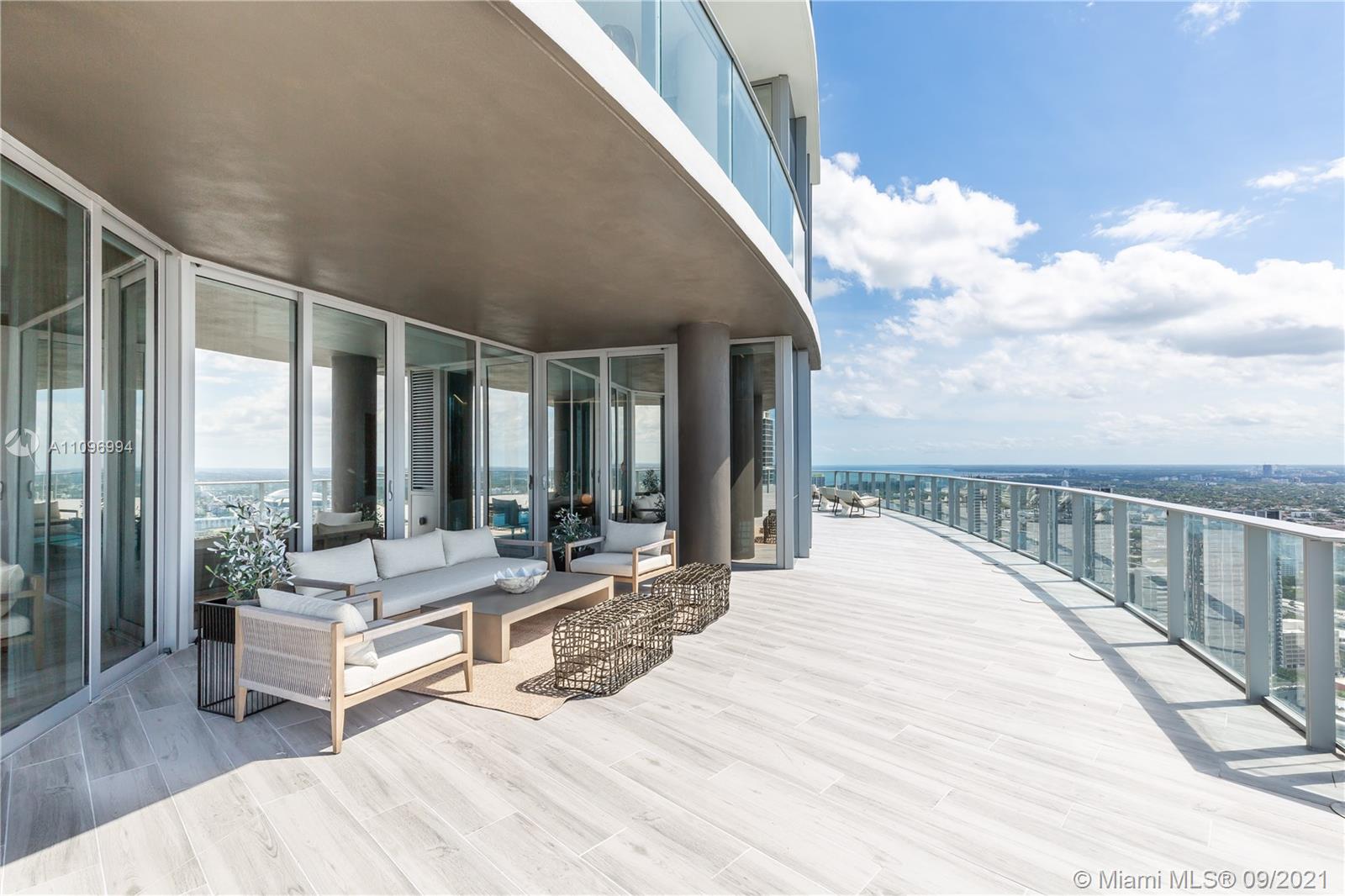 PARAMOUNT MIAMI WORLDCENT - Residential