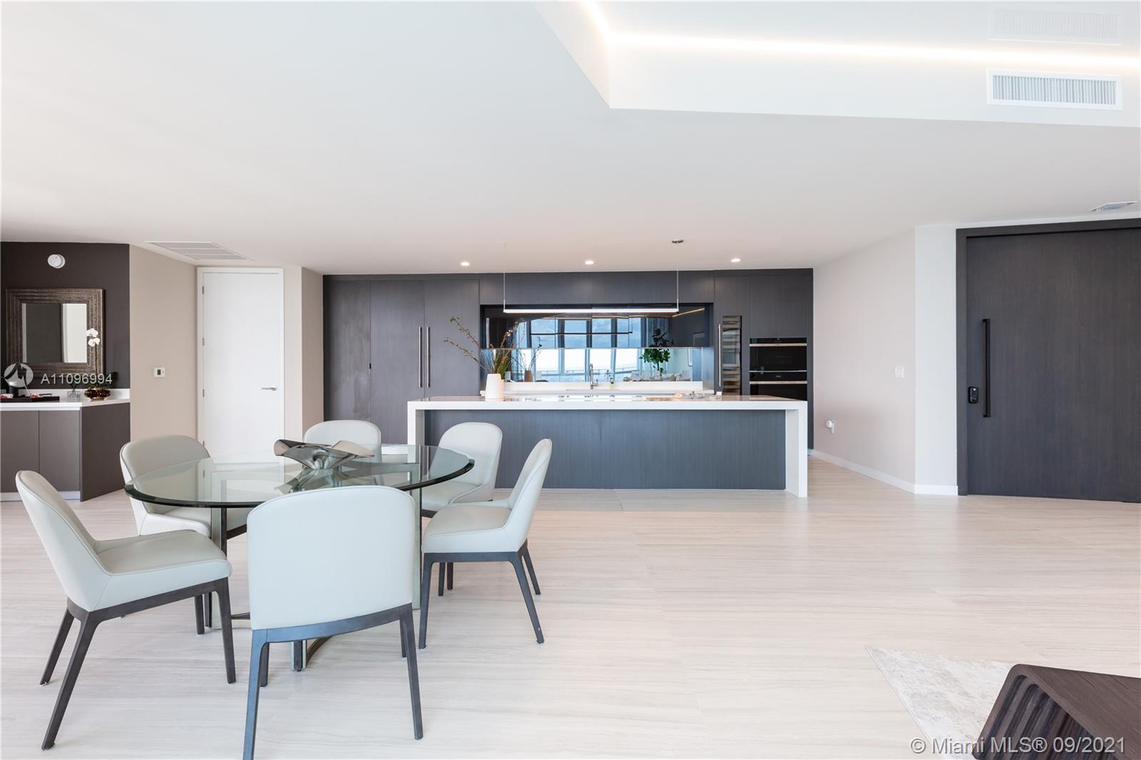 PARAMOUNT MIAMI WORLDCENT - Residential