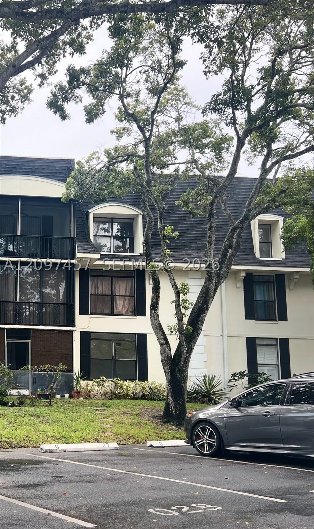 Photo of 3680 Inverrary Dr #1T, Lauderhill, FL 33319 (MLS # A12097457)