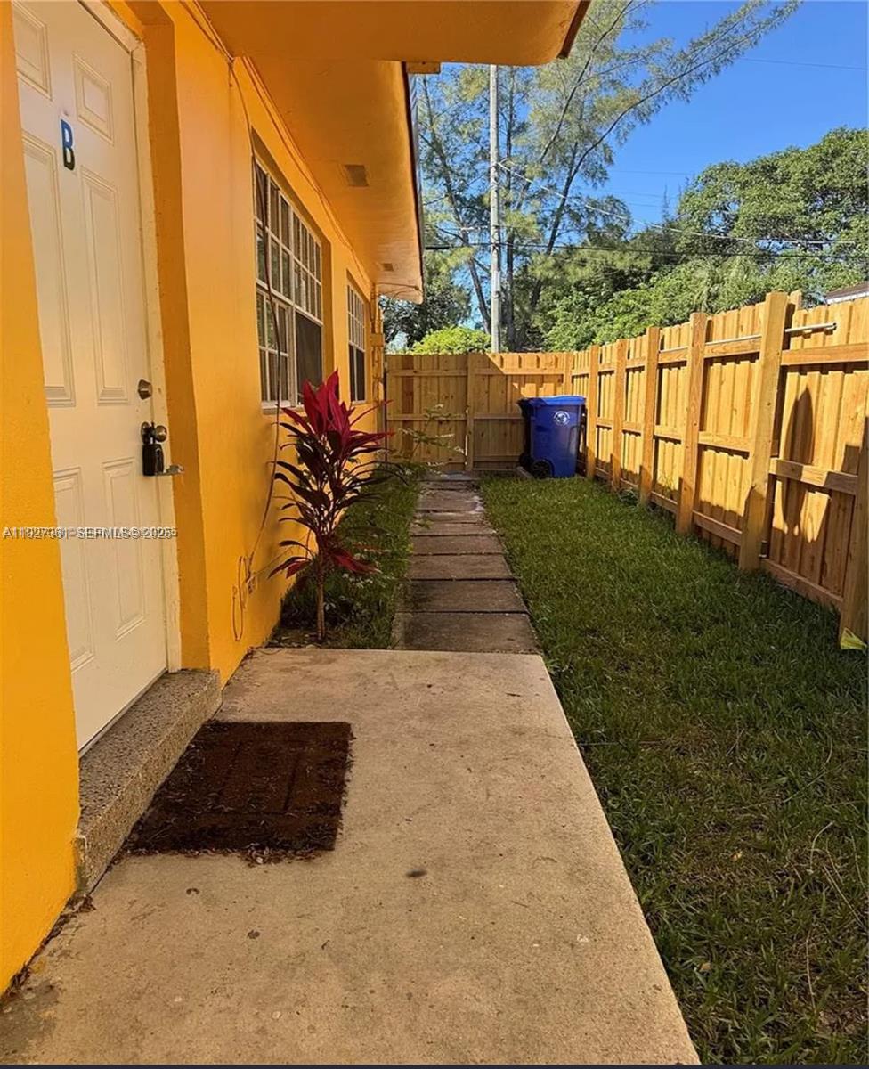 FIRST ADD TO TUSKEGEE PAR - Residential Lease