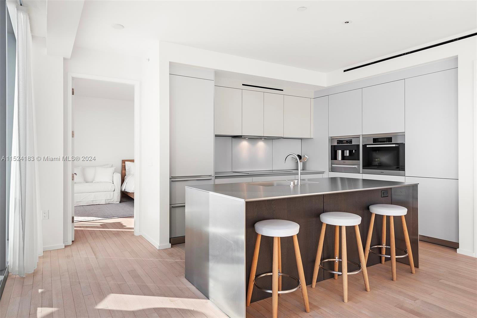 2901 COLLINS CONDO - Residential