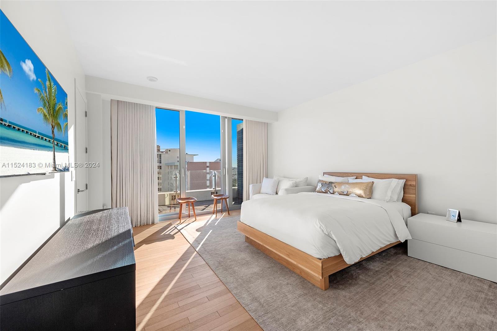 2901 COLLINS CONDO - Residential