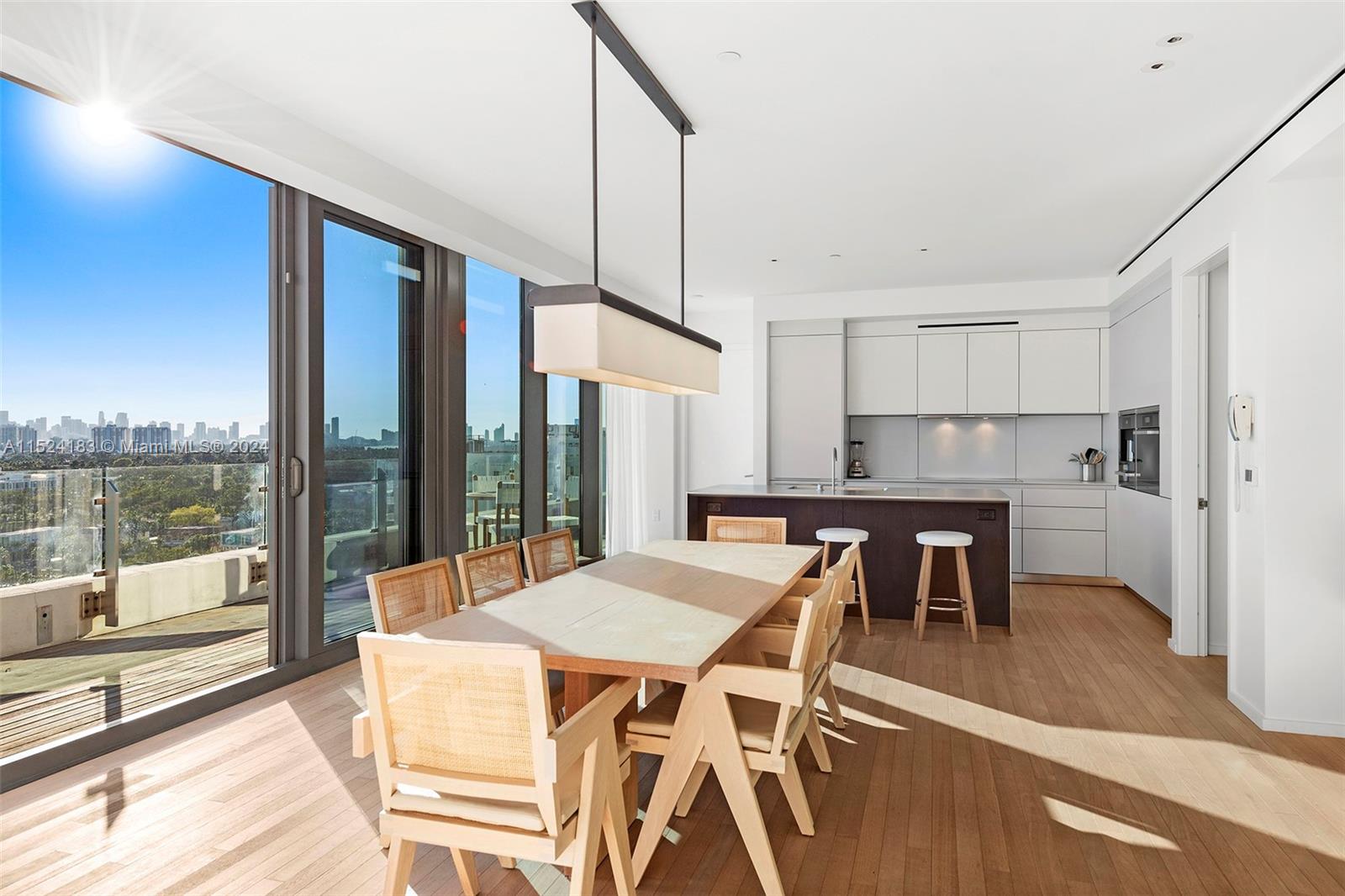 2901 COLLINS CONDO - Residential