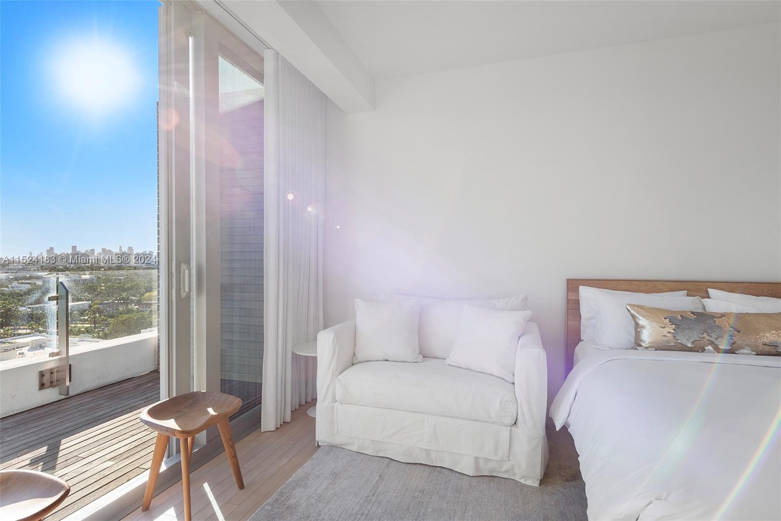 2901 COLLINS CONDO - Residential