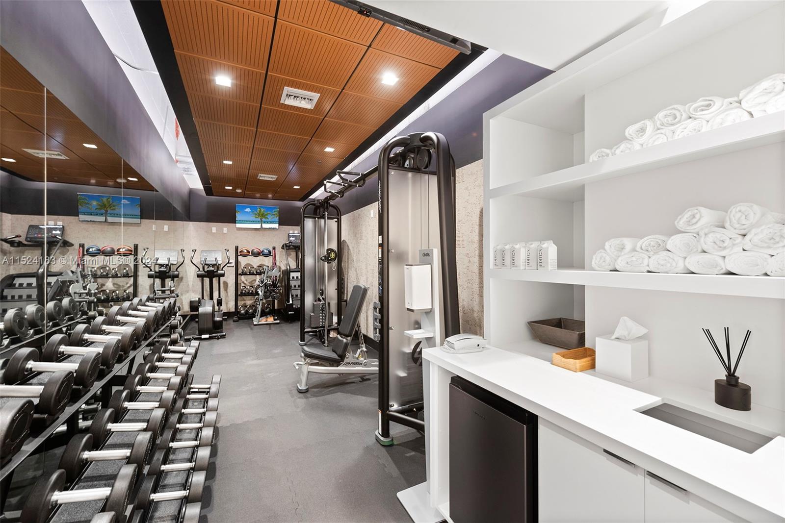 2901 COLLINS CONDO - Residential