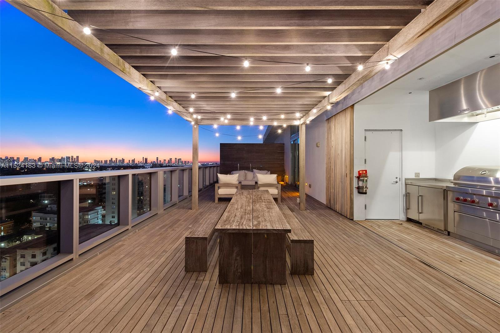 2901 COLLINS CONDO - Residential