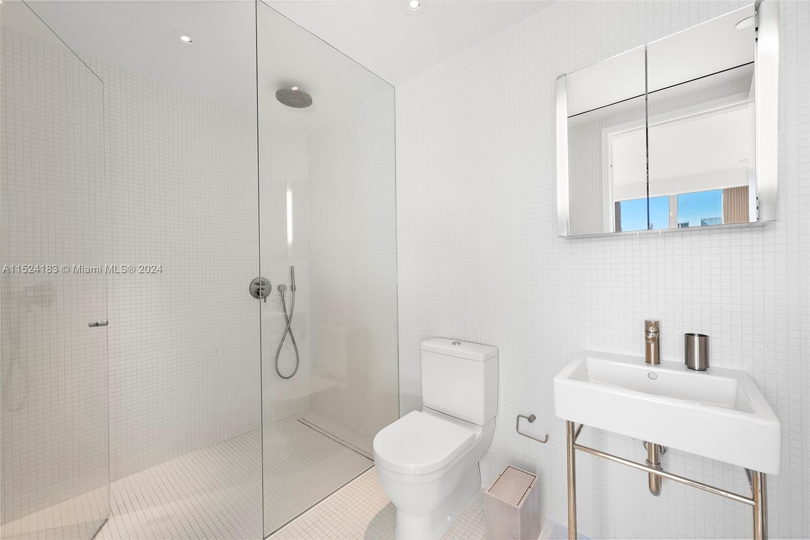 2901 COLLINS CONDO - Residential