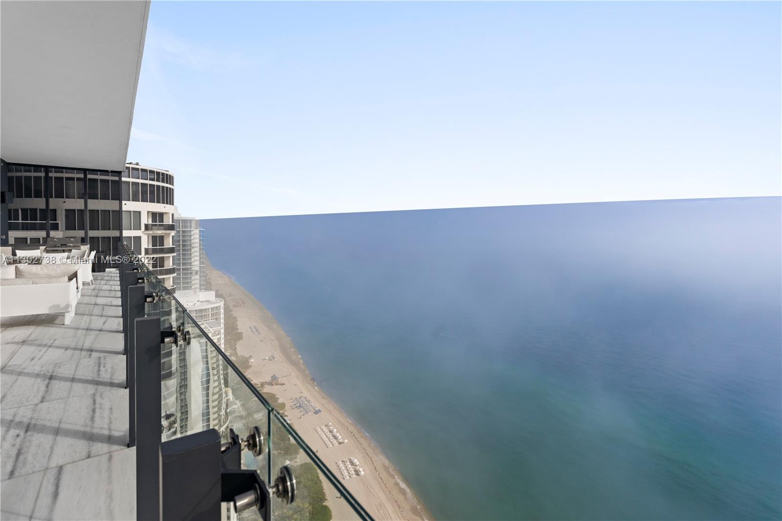 MUSE CONDO - Residential