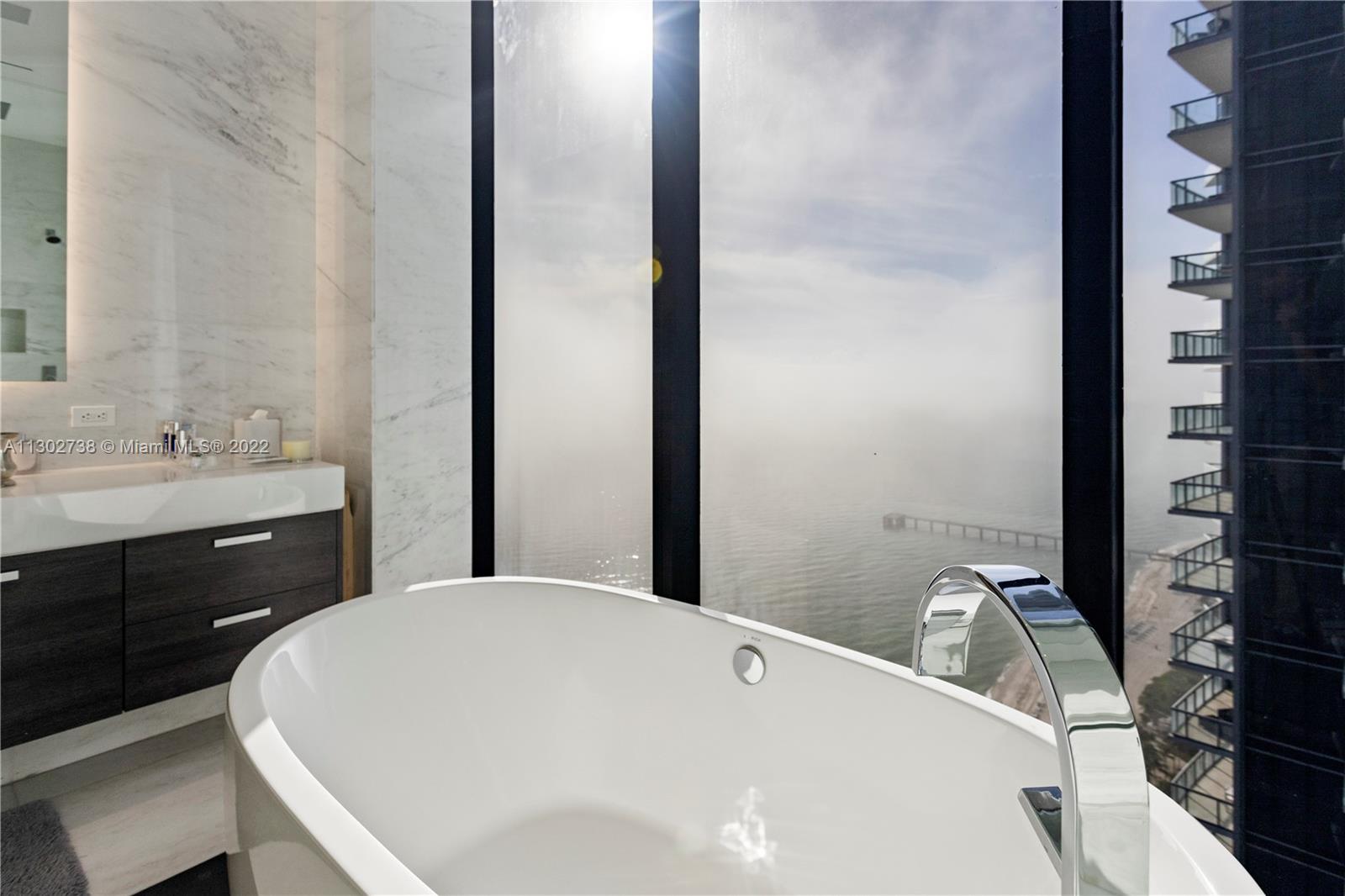 MUSE CONDO - Residential