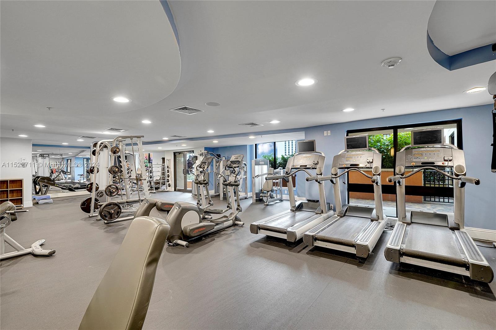 WAVERLY AT LAS OLAS CONDO - Residential