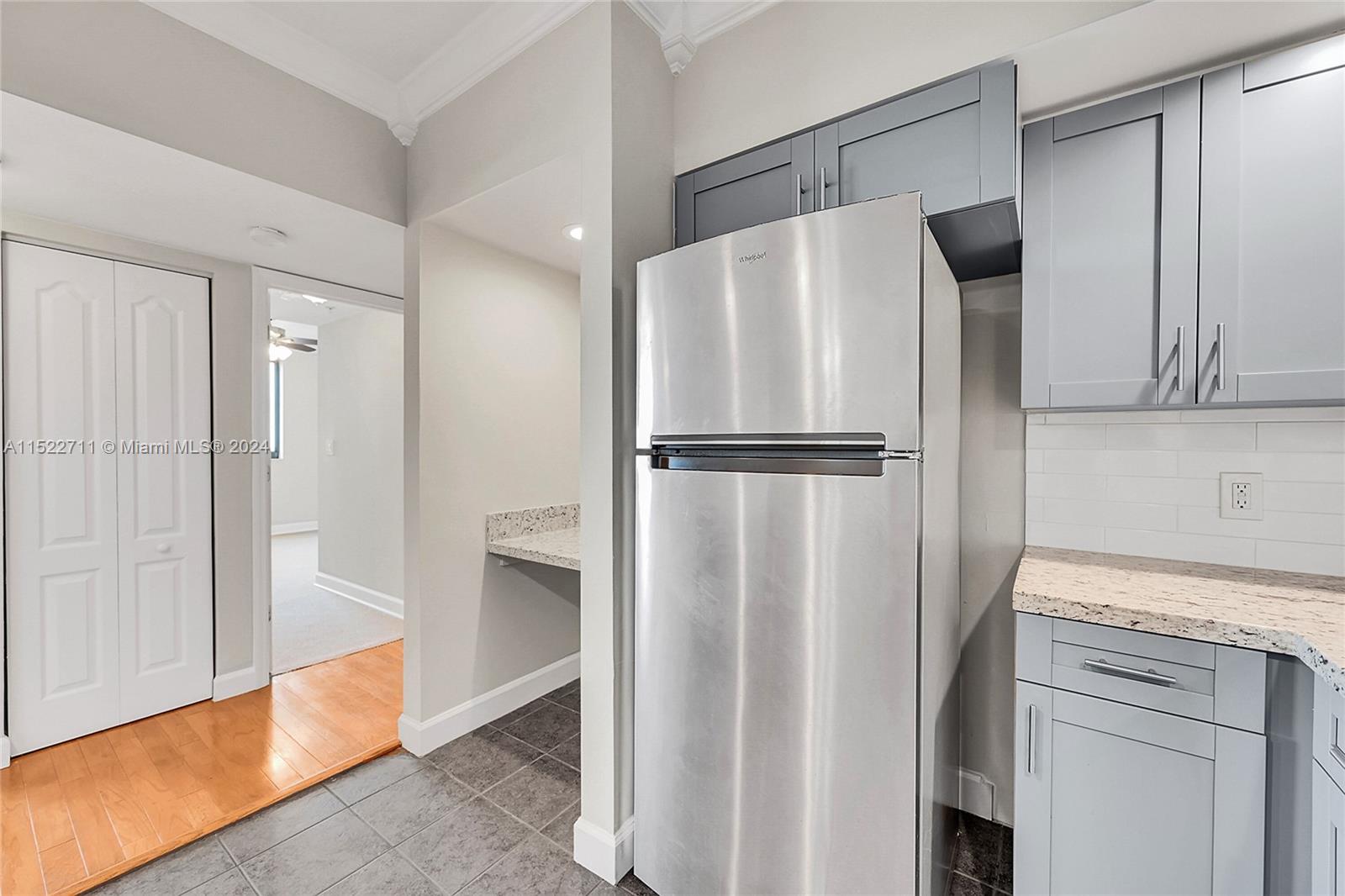 WAVERLY AT LAS OLAS CONDO - Residential