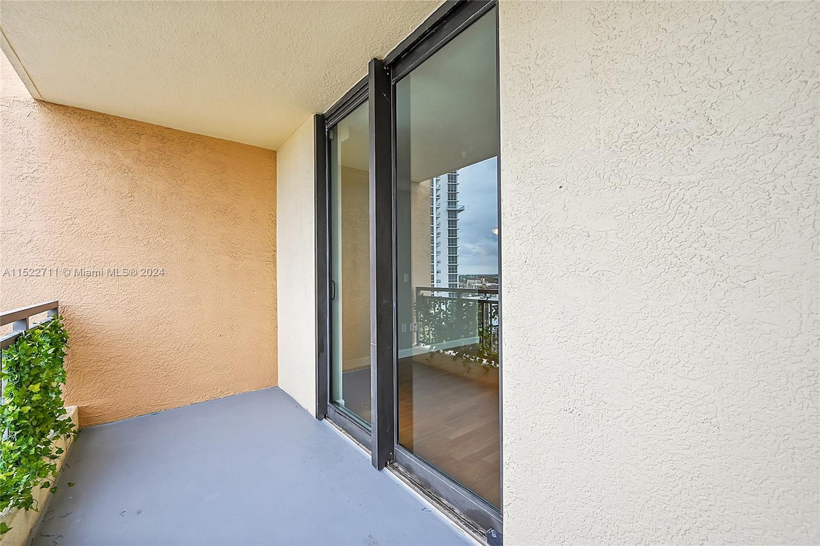 WAVERLY AT LAS OLAS CONDO - Residential