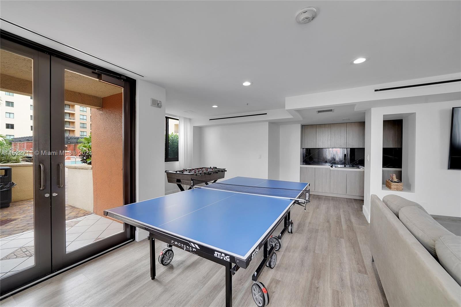 WAVERLY AT LAS OLAS CONDO - Residential