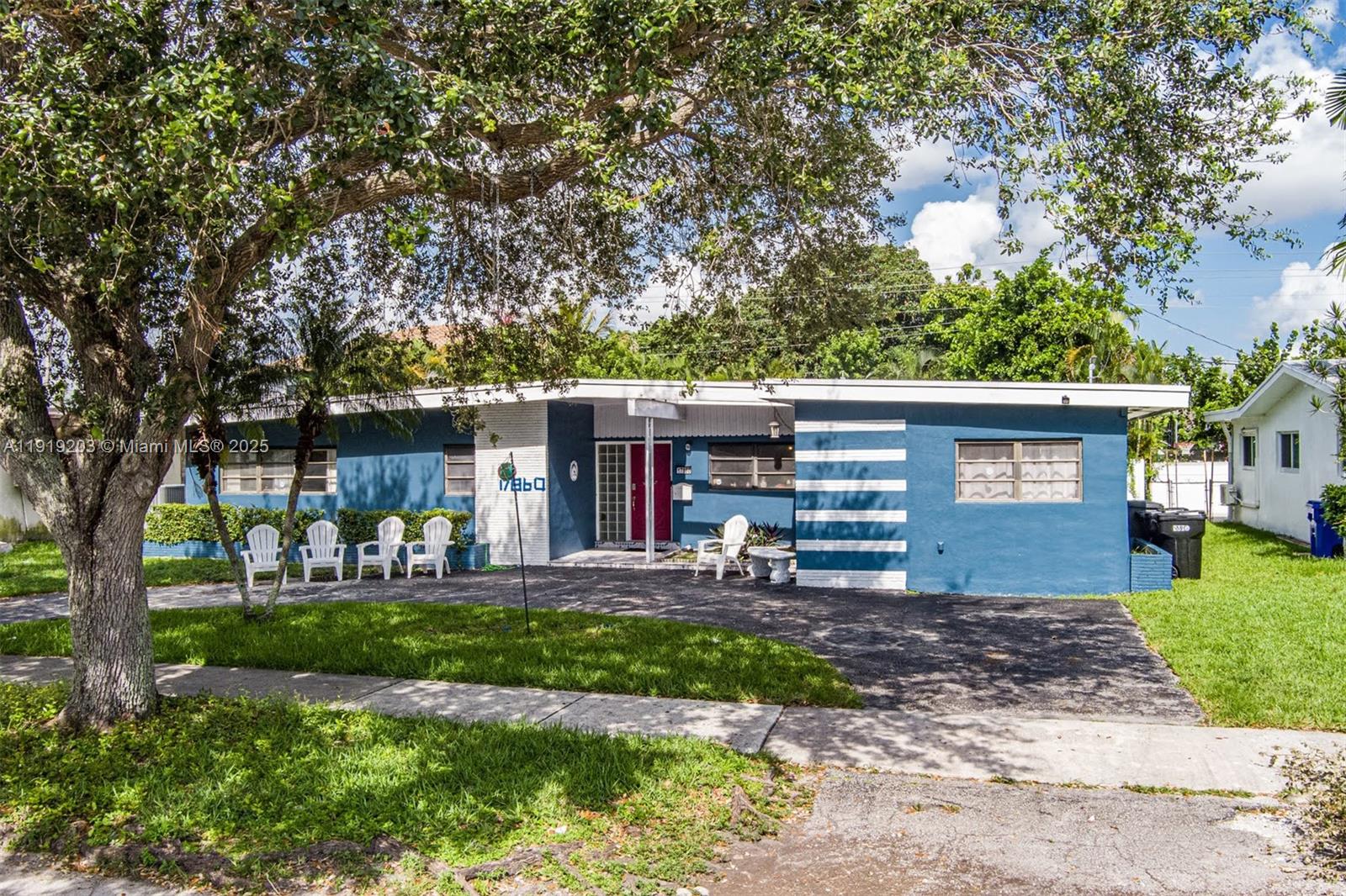 WINDWARD HEIGHTS NO 4 - Residential