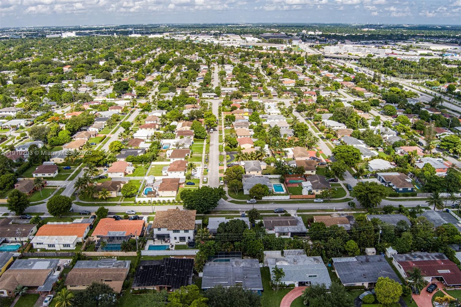 WINDWARD HEIGHTS NO 4 - Residential