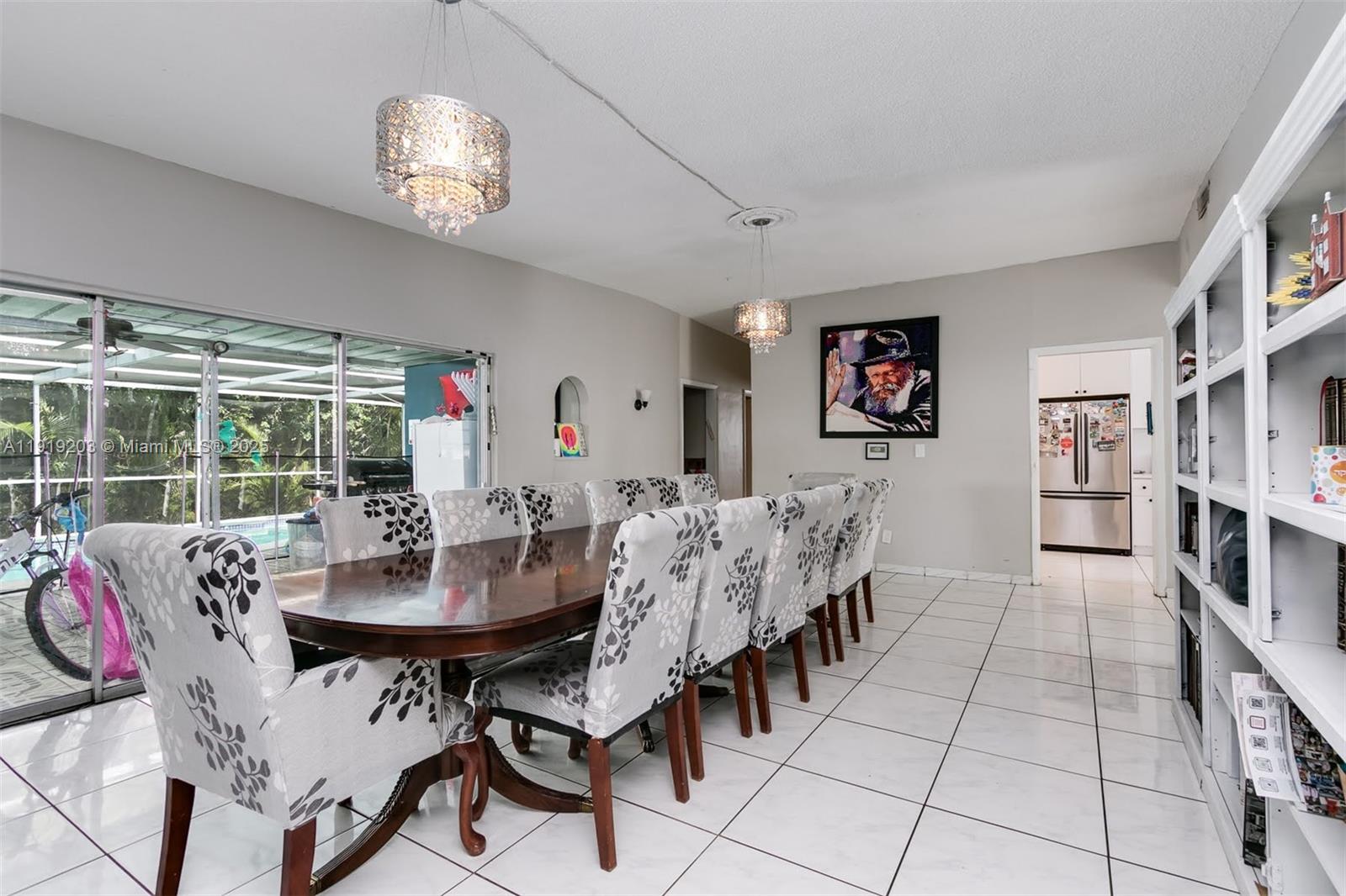 WINDWARD HEIGHTS NO 4 - Residential