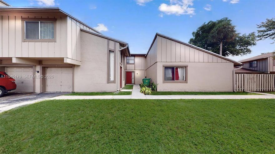 Charming and spacious 2Bedrooms 1.5 Bathrooms Townhouse with 1 Car Garage. This unit has newly installed
laminate flooring throughout with updated kitchen and bathrooms, Stainless Steel Refrigerator, Stove, Microwave, and Washer & Dryer. Nestled in a cozy community conveniently close to highways, shops, restaurants, and schools. Unit has 1 assigned parking space plus a 1 Car Garage. Text Listing Agent to schedule an appointment tour the property (24 hour notice required). Submit your offer, with full Rental application (we will provide), Copy of Government issued IDs, Proof of Income (Pay Stubs), Proof of Funds (Bank Statements), Full Credit Report, Police Background Report (from city of last address as per Drivers License). Move in cost is 1st Month and 2 Month's Security Deposit (Total 3 Months). Pet under 20 lbs. ok with Non-Refundable Pet Fee of $250. Absolutely NO SMOKING.