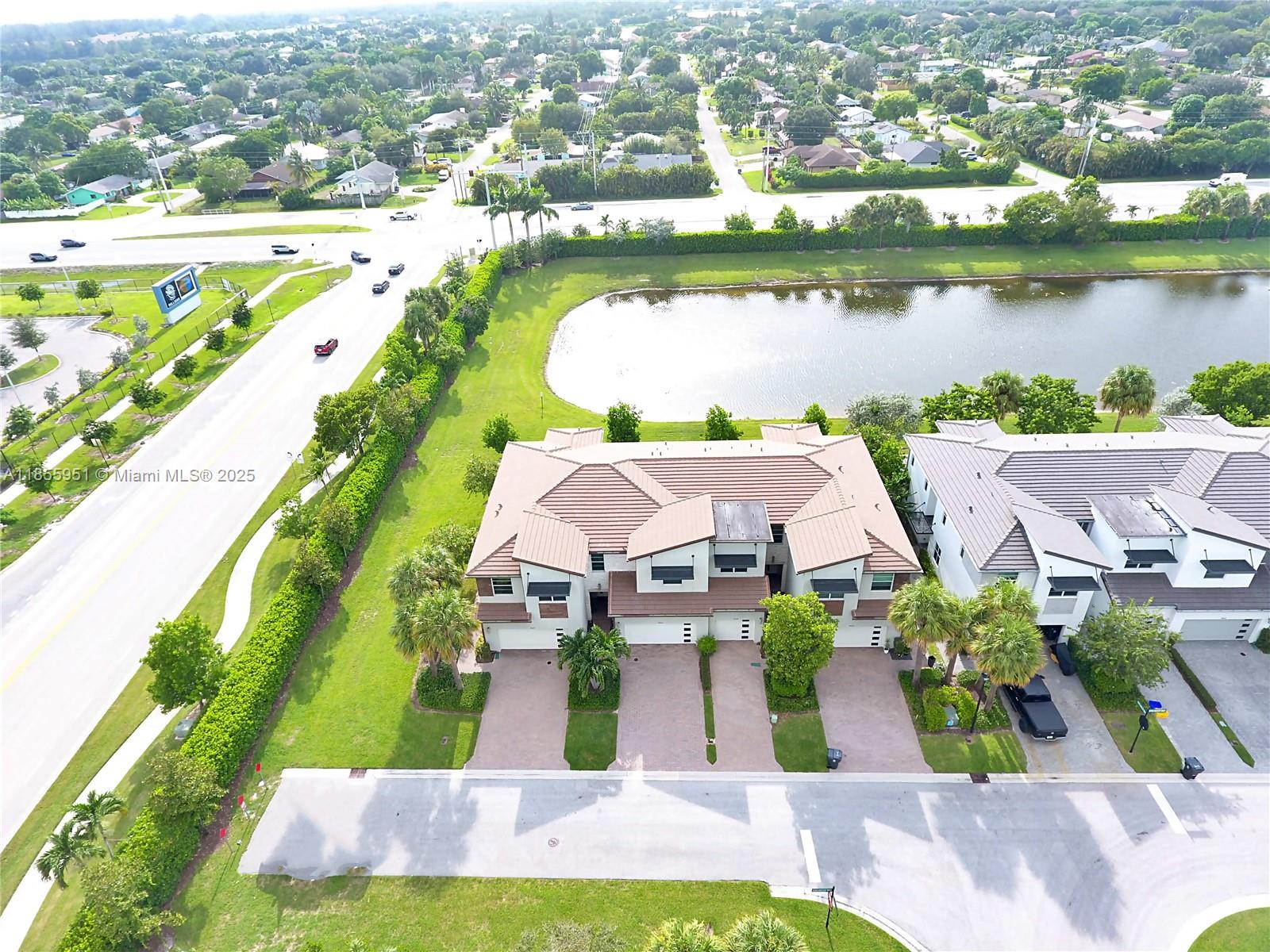 9059 Kingsmoor Way