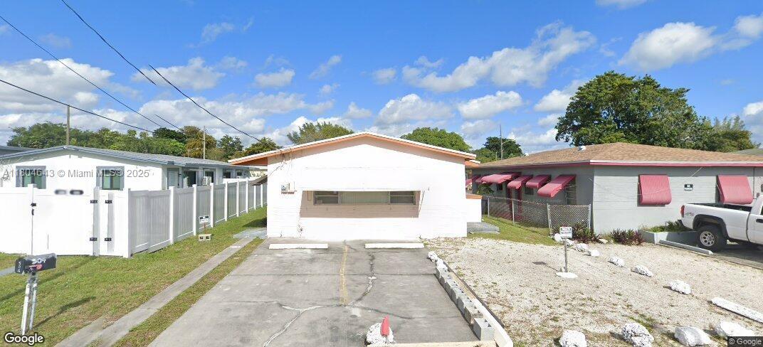 Rental Property at Address Not Disclosed, Hallandale Beach, Broward County, Florida - Bedrooms: 2 
Bathrooms: 1  - $2,500 MO.