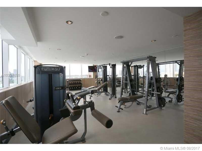 400 SUNNY ISLES CONDO WES - Residential Lease