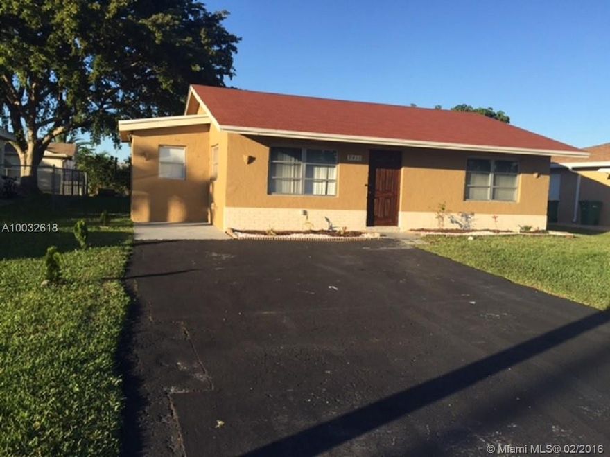 Gorgeous Designer's own single story completely remodeled house with 3 bedrooms updated bathroom, new flooring & new roof, Brand new kitchen appliances, freshly paint. Lots of Natural light. Has a Big Backyard with partial screening on back porch. Full Laundry Room, Club House with amazing pool, close to I-75 near, Sawgrass Mall, good schools. Don't Miss the opportunity good for family & Investors. Ready to Move-in. Equal Housing Opportunity.