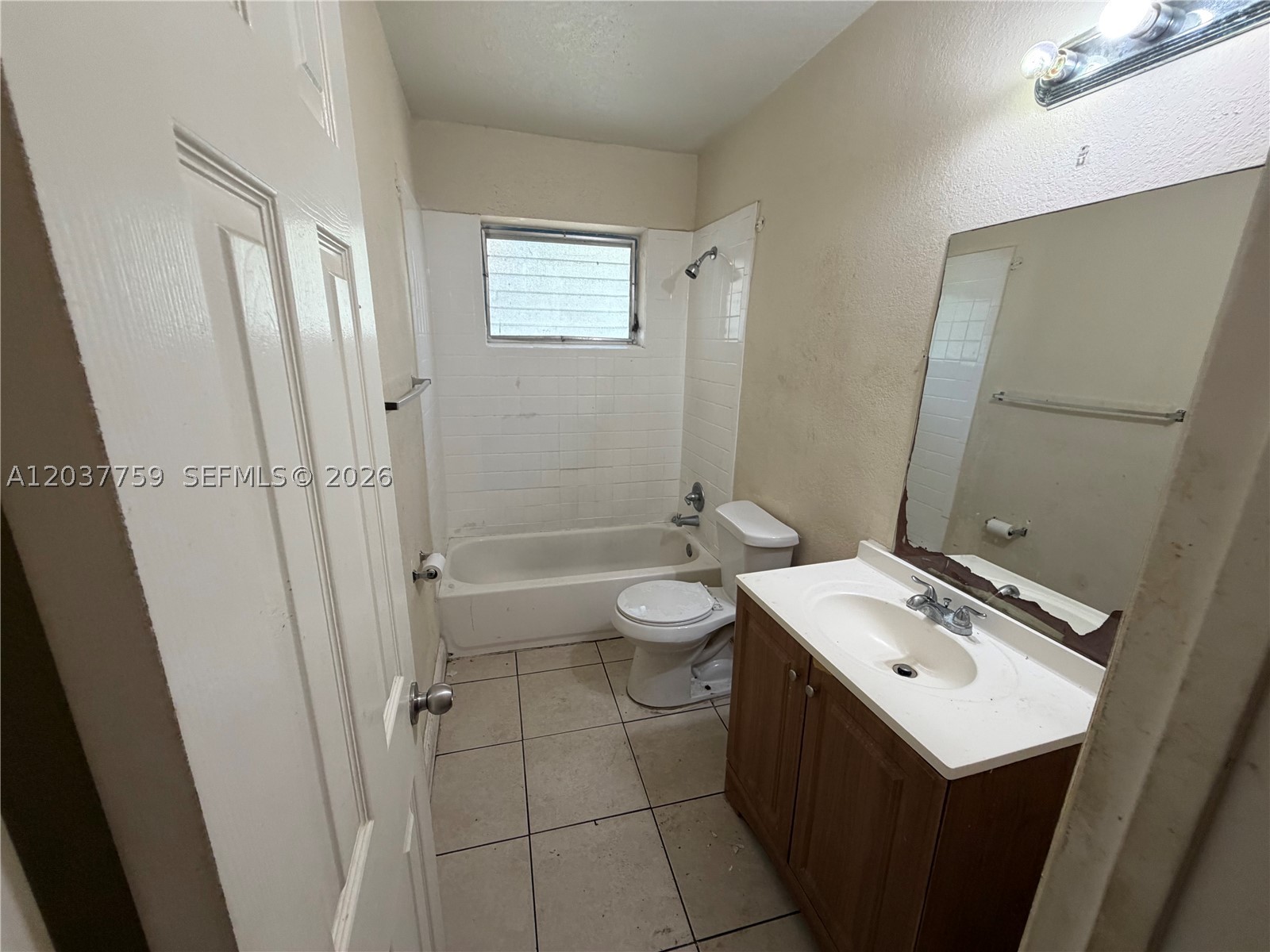 17805 NE 7th Ct