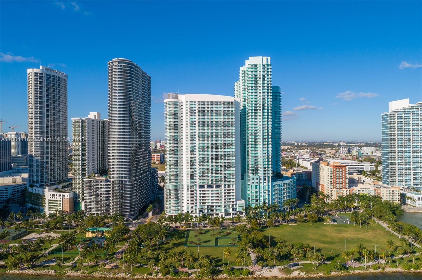 1900 N Bayshore Dr 2512