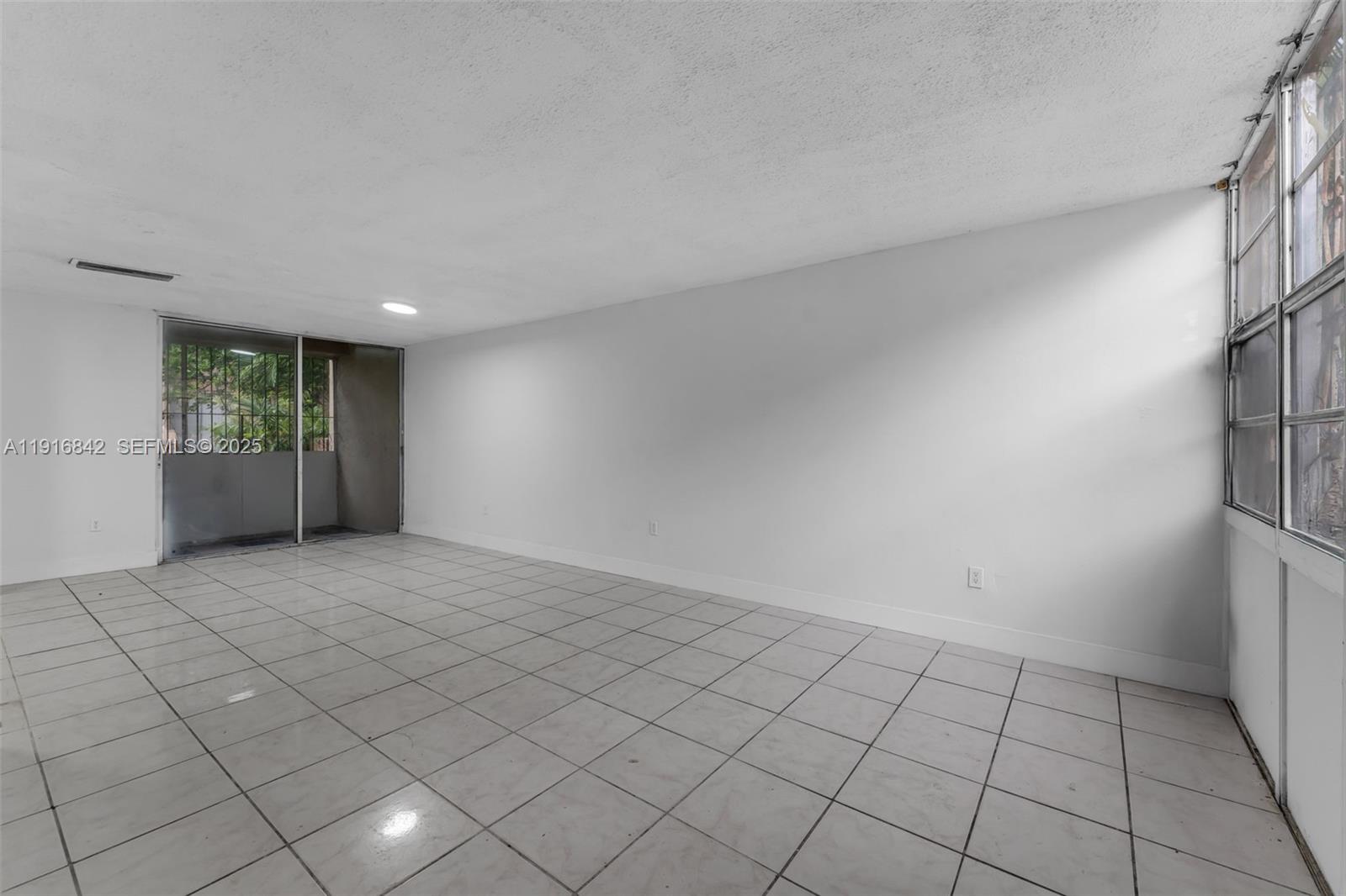 LEE PARK CONDO - Residential Lease