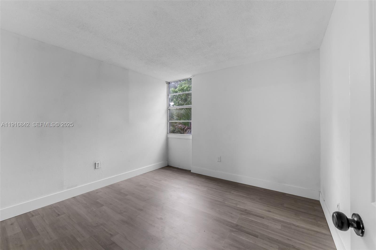 LEE PARK CONDO - Residential Lease