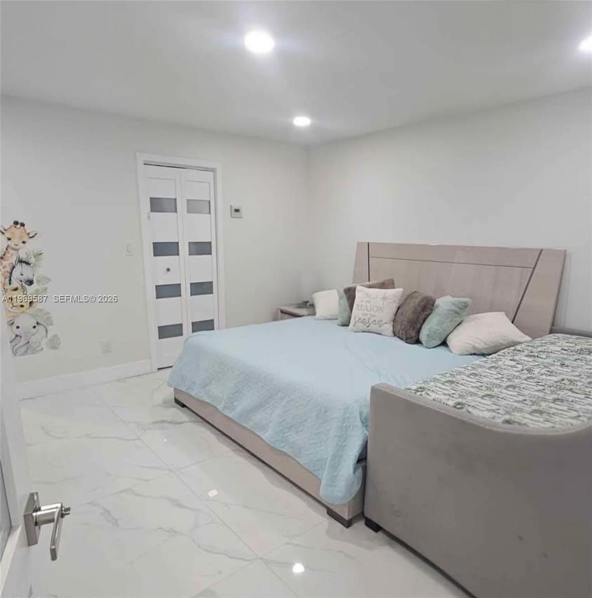 HACIENDA ESTATES SEC 2 - Residential