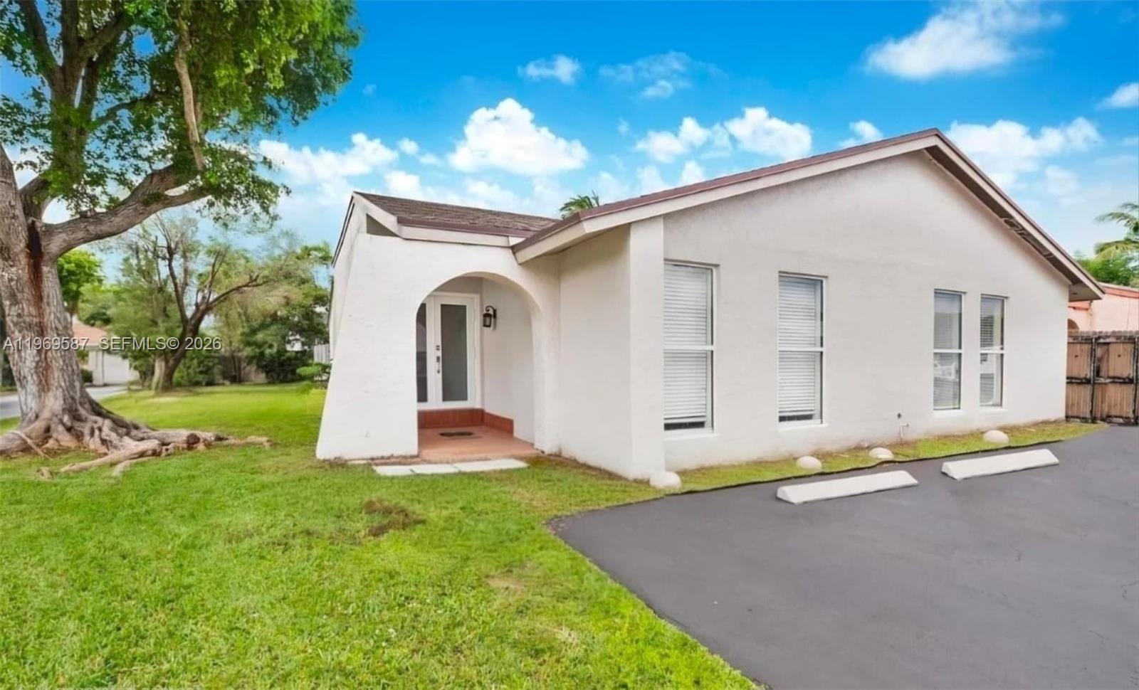 HACIENDA ESTATES SEC 2 - Residential