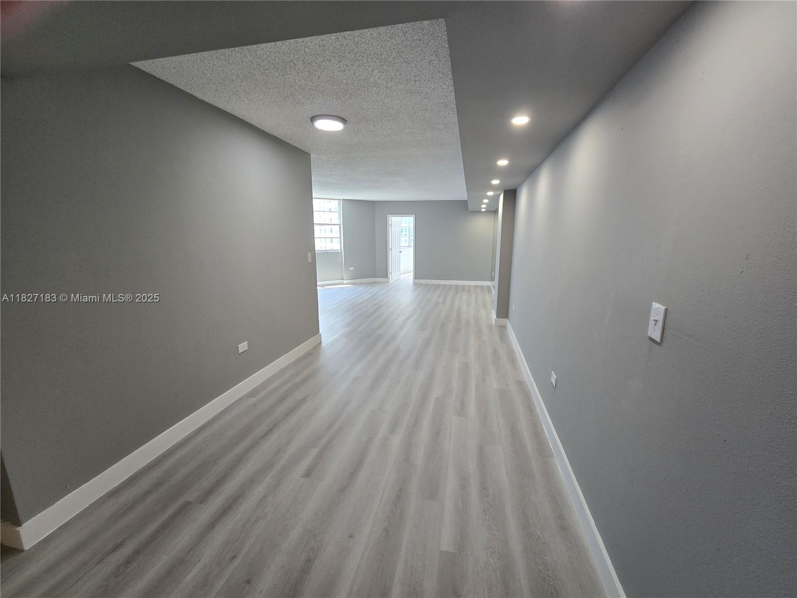999 Brickell Bay Dr 1908