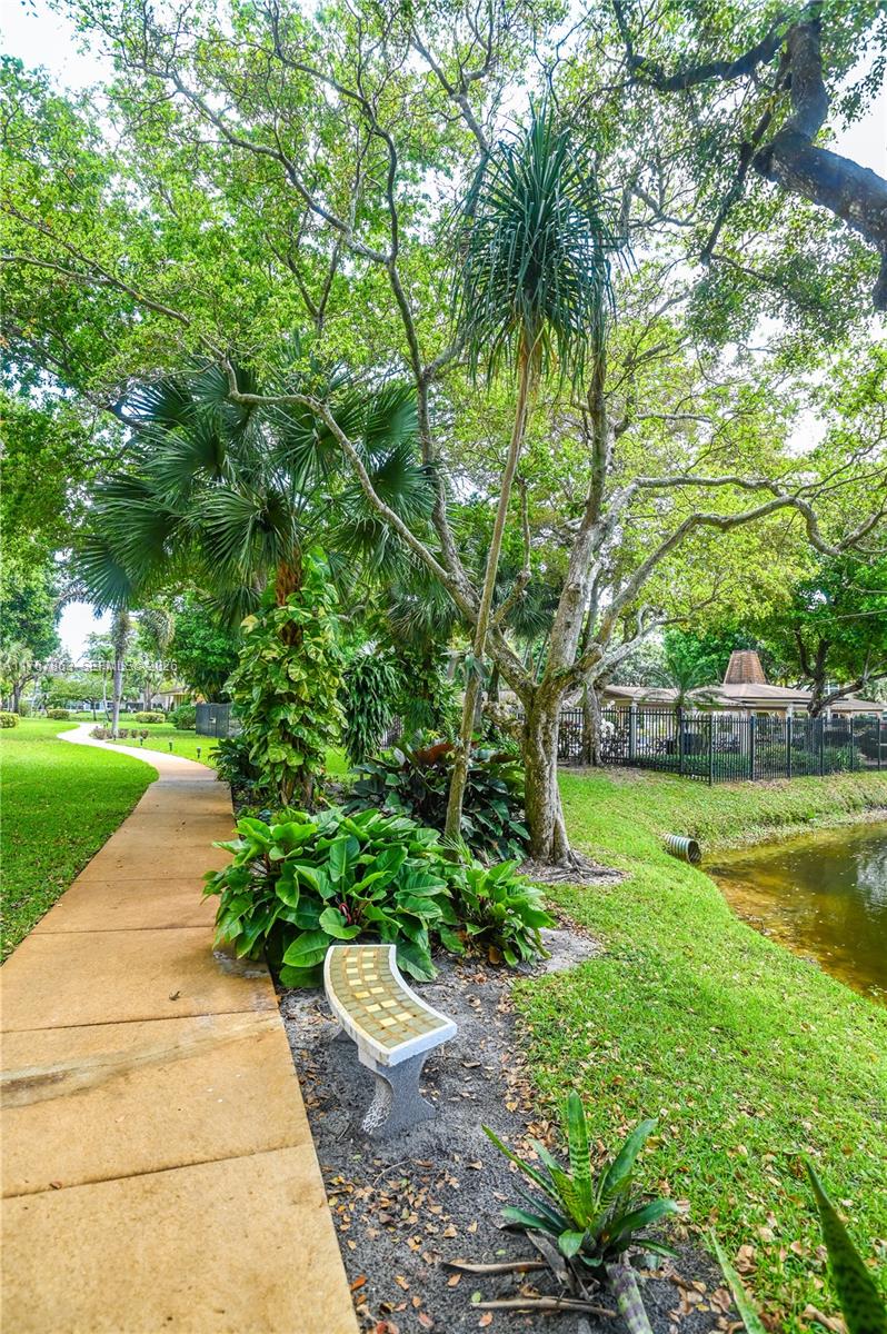 WILLOW GARDENS CONDO - Residential