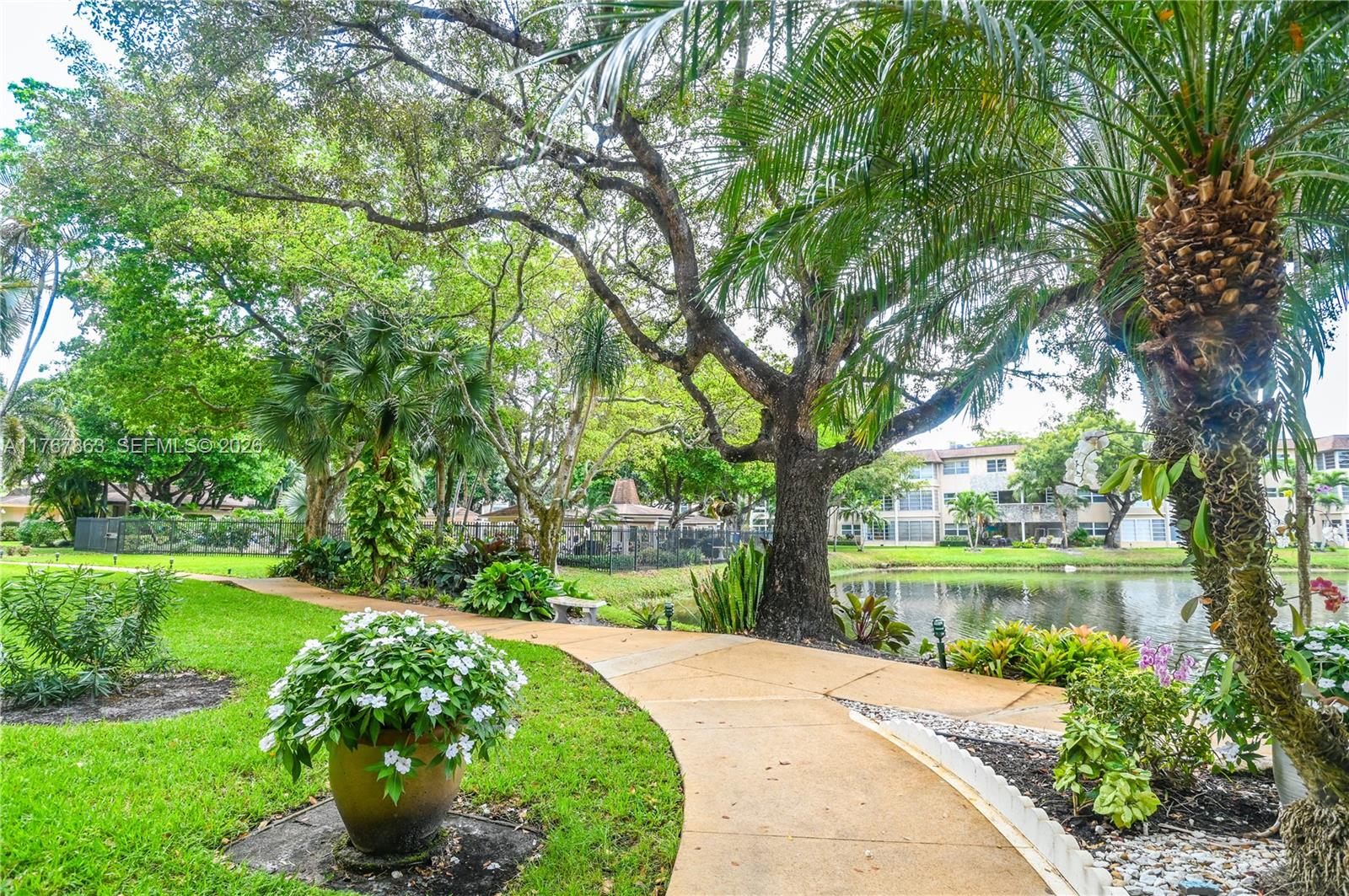 WILLOW GARDENS CONDO - Residential