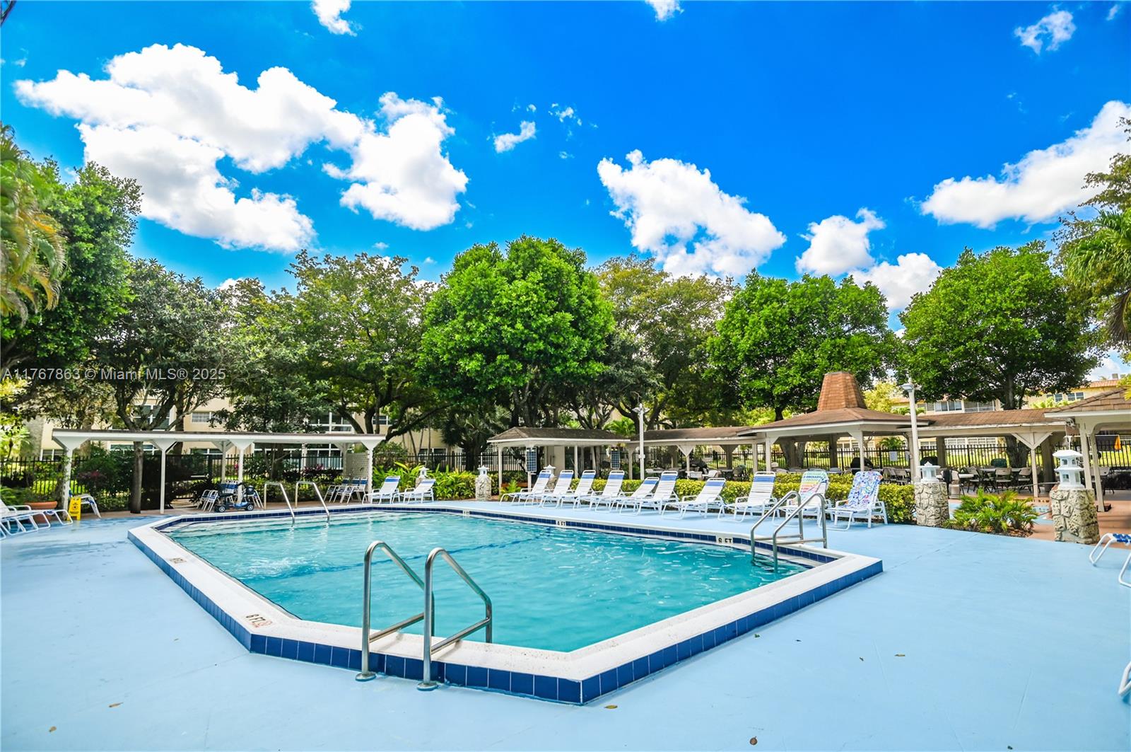 WILLOW GARDENS CONDO - Residential