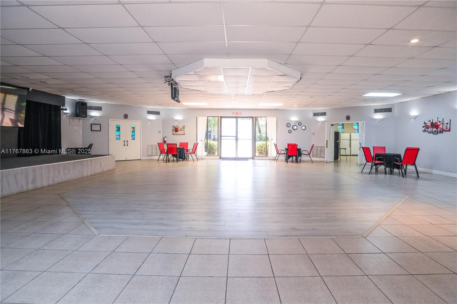 WILLOW GARDENS CONDO - Residential