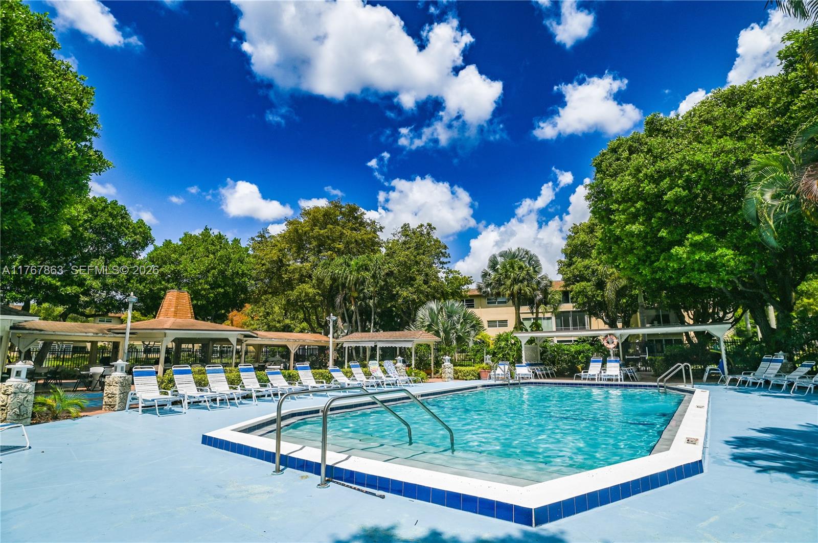 WILLOW GARDENS CONDO - Residential