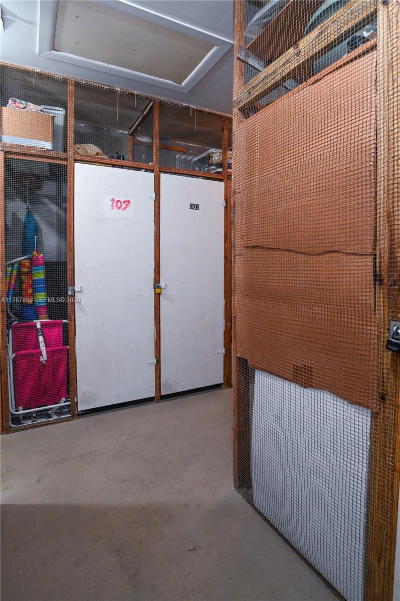 WILLOW GARDENS CONDO - Residential